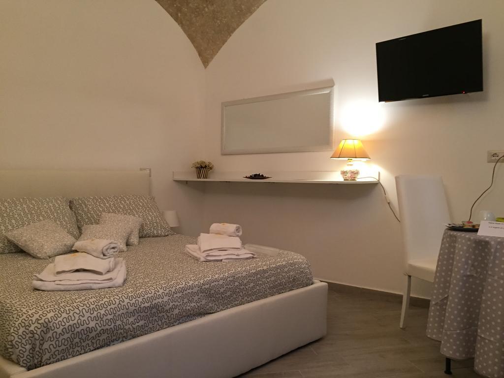 Petros Room Camere Salernes Chambre photo